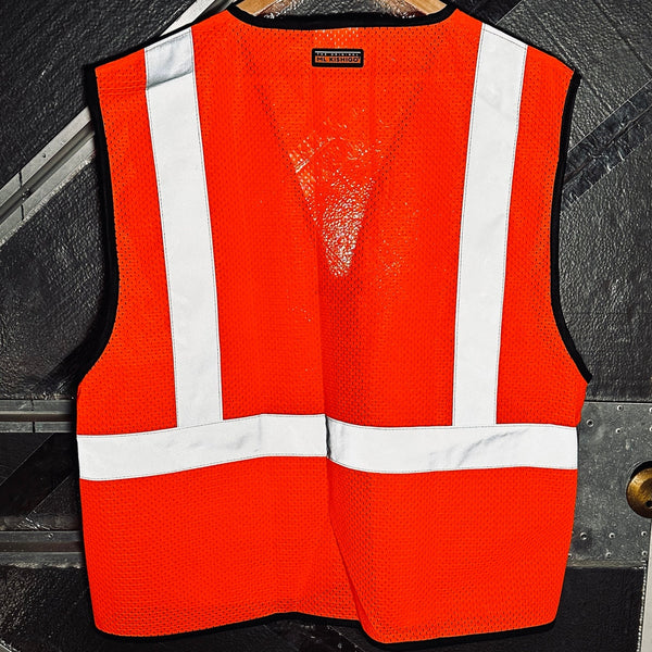 ORANGE ONE POCKET ZIP-UP SAFETY VEST