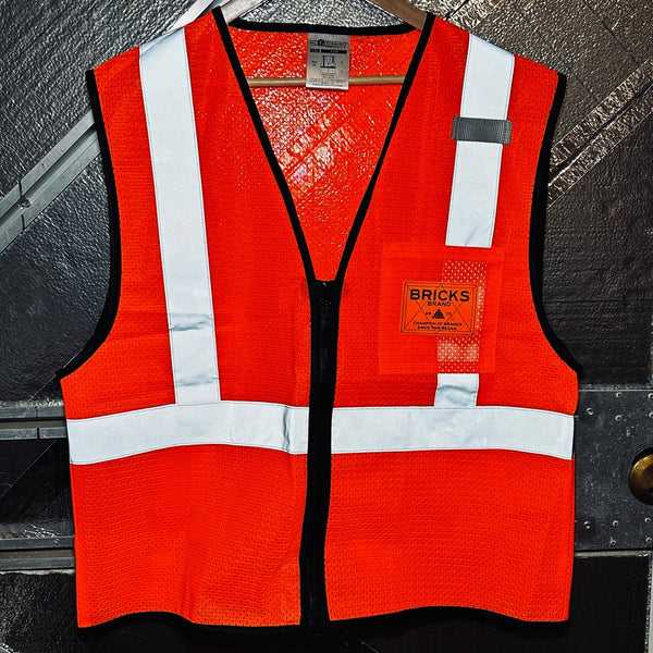 ORANGE ONE POCKET ZIP-UP SAFETY VEST